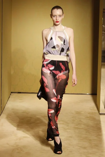 Look 9